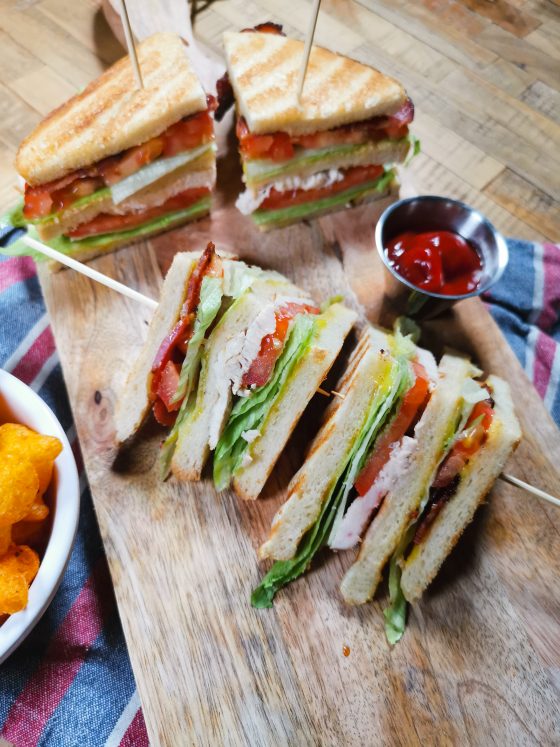 club sandwich sumuštinis su vištiena